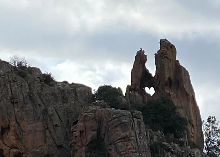 Sous Les Toits * Piana (Corsica)