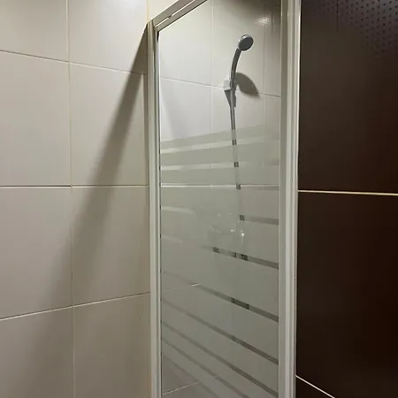 Sous Les Toits * Piana